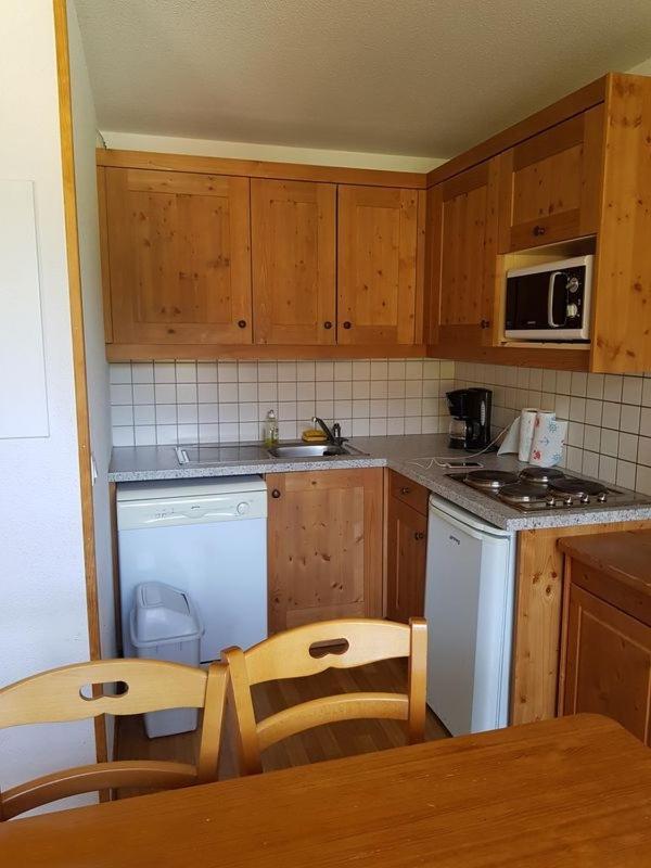 Les Petits Eterlous Appartement T3 36M2 A Puy St Vincent 1800 Alpes Du Sud 6 Personnes Parking Prive Couvert بوي-سانت-فينسينت المظهر الخارجي الصورة